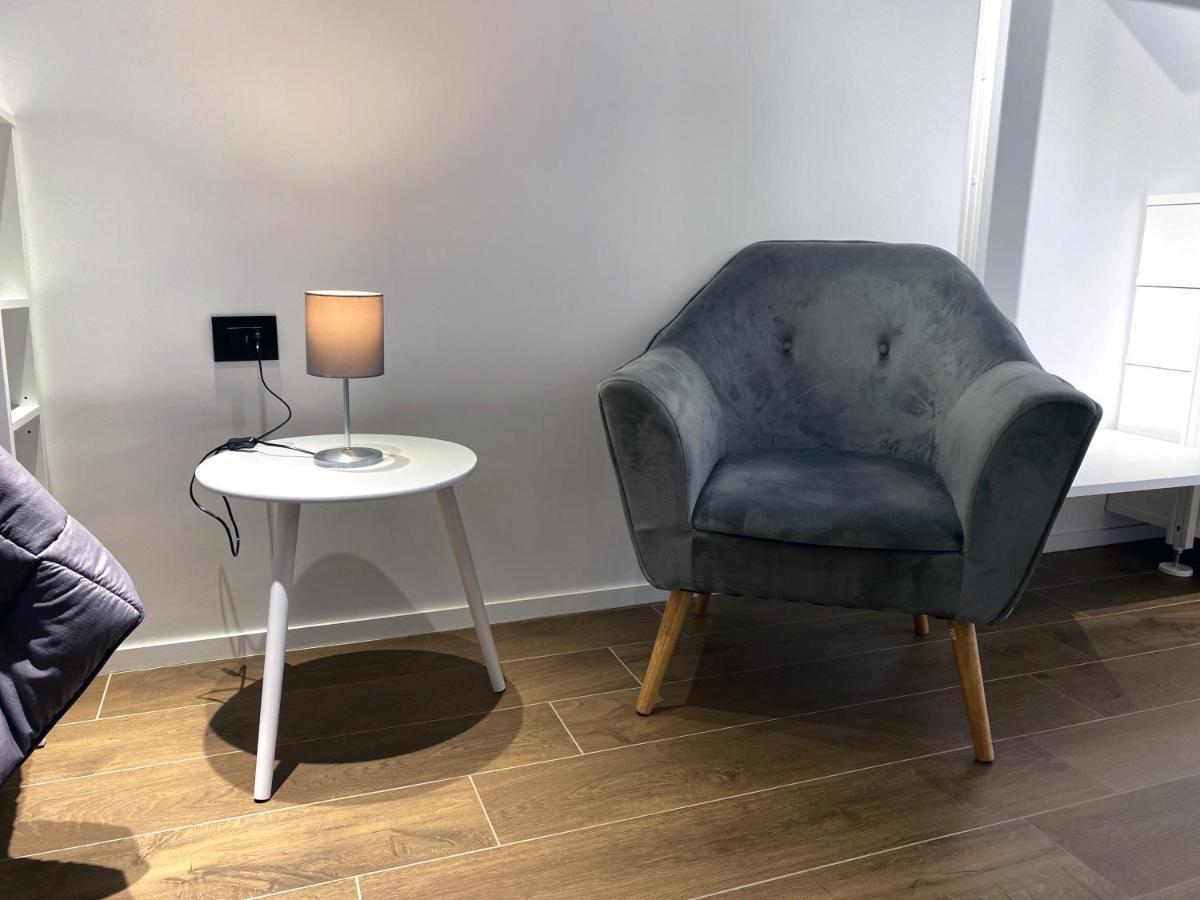 Business Home Via Isonzo B&B Foggia Luaran gambar