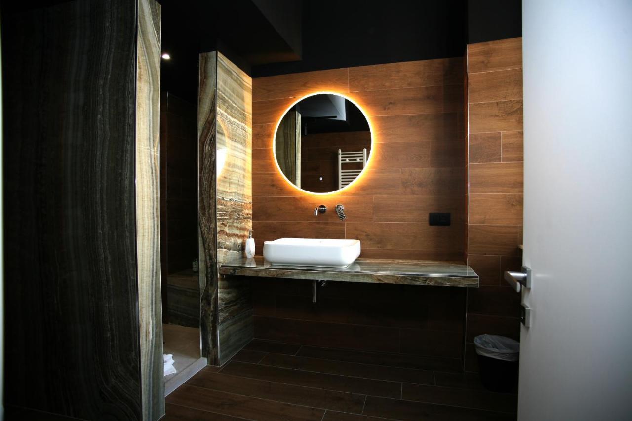 Business Home Via Isonzo B&B Foggia Luaran gambar
