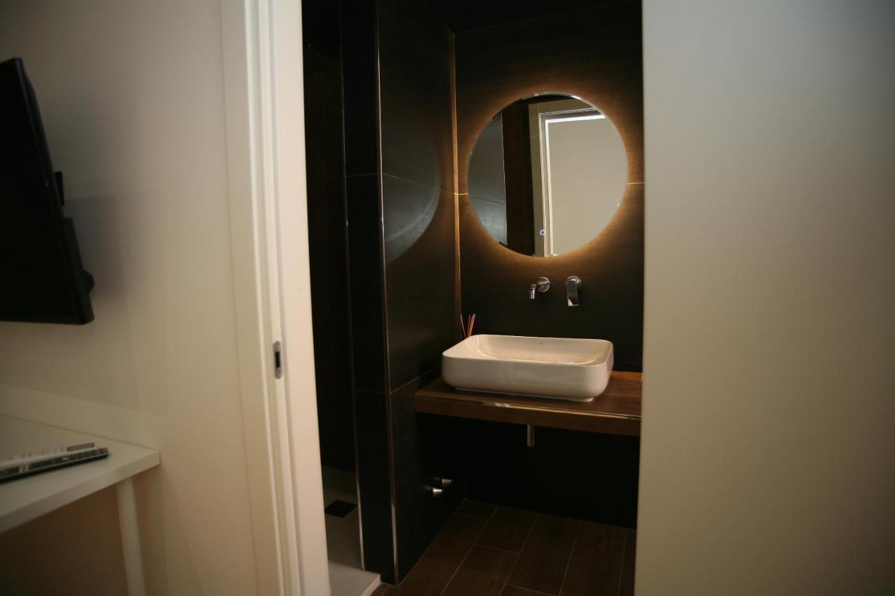 Business Home Via Isonzo B&B Foggia Luaran gambar
