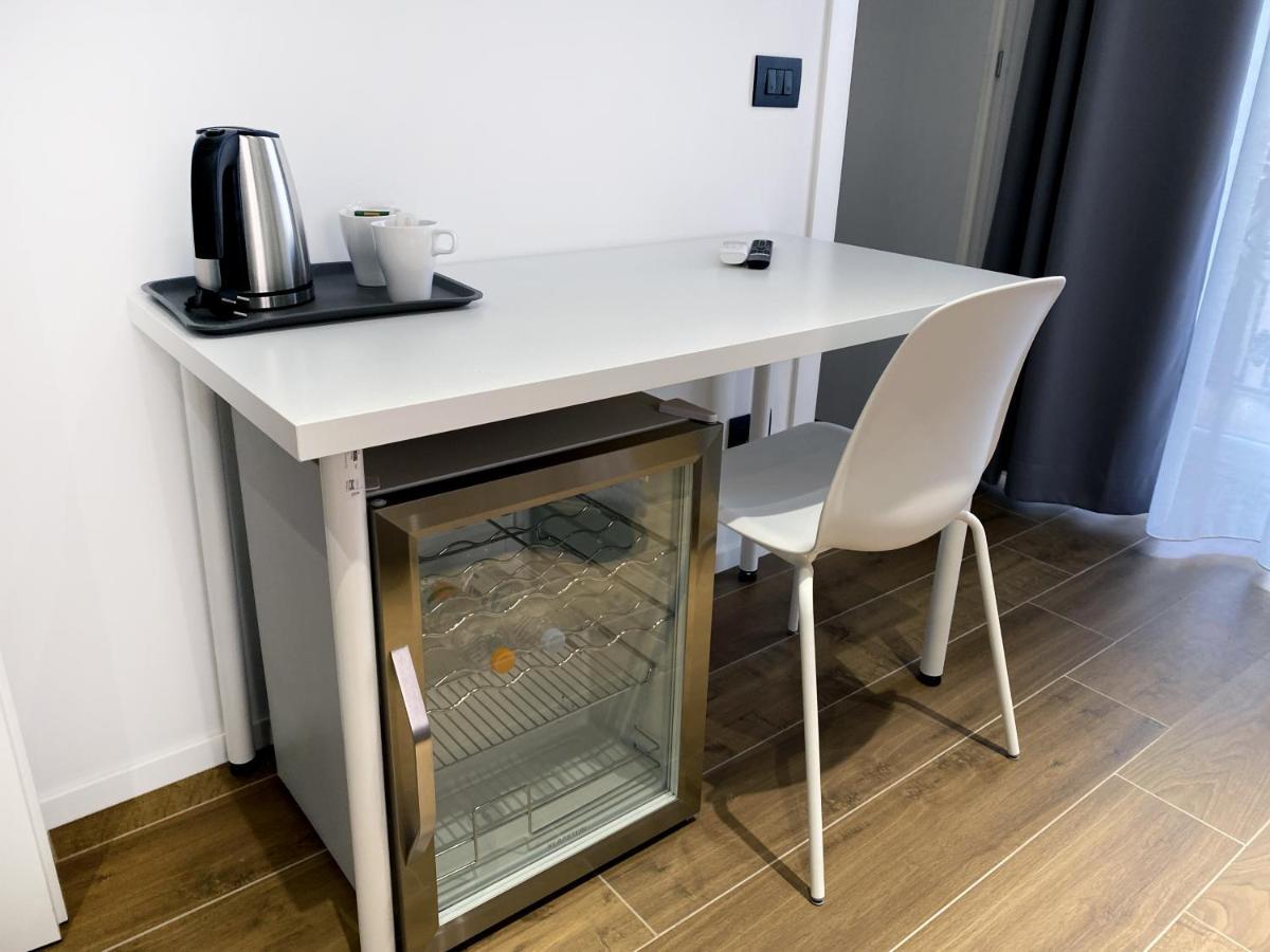 Business Home Via Isonzo B&B Foggia Luaran gambar