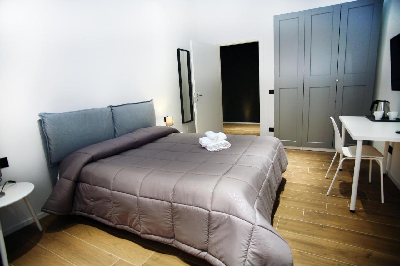 Business Home Via Isonzo B&B Foggia Luaran gambar